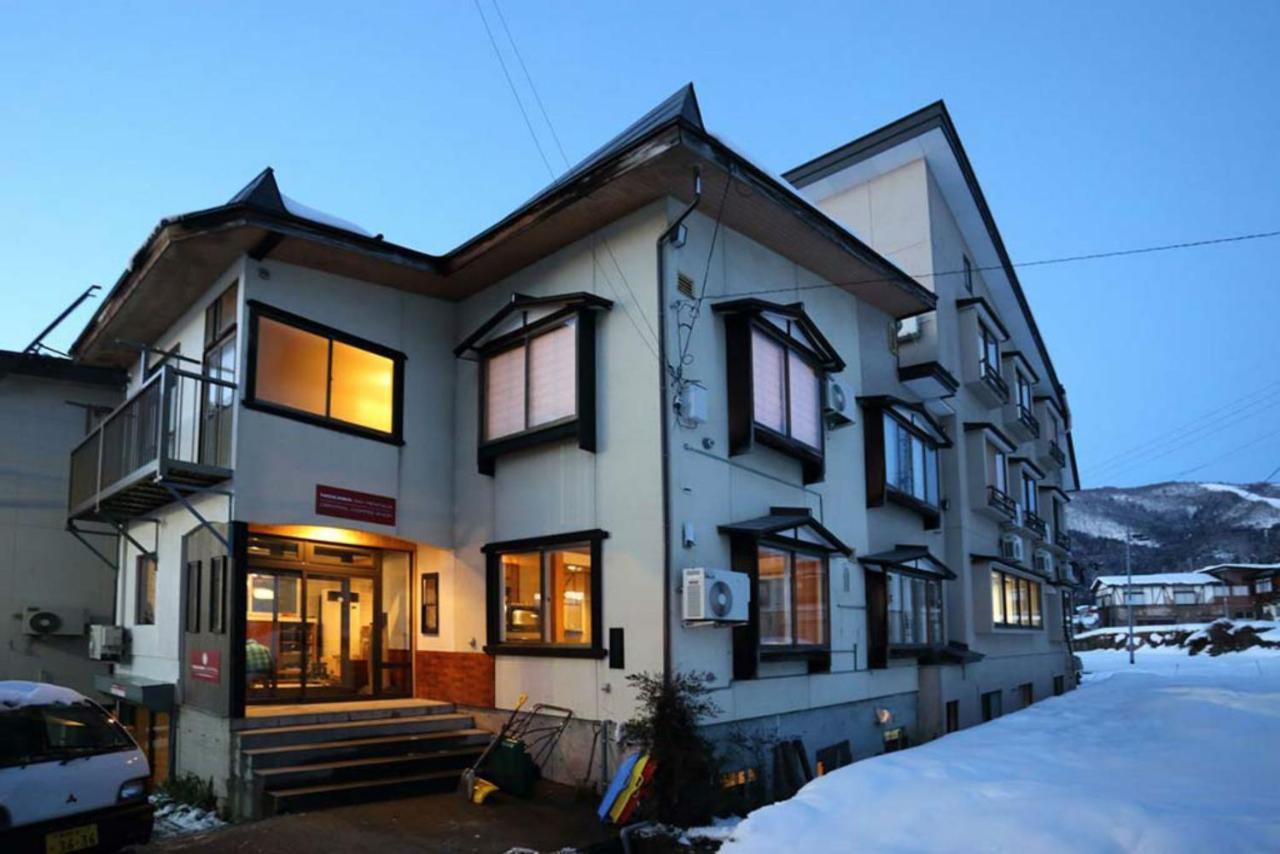 Nozawa Central Екстериор снимка